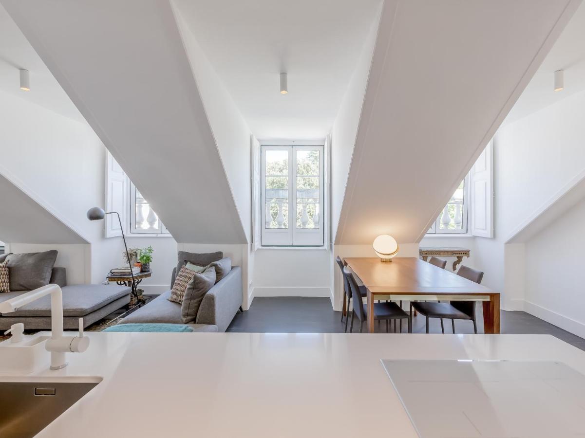 Appartamento Principe Real Charming Garden View Flat At The Heart Of Lisbona Esterno foto