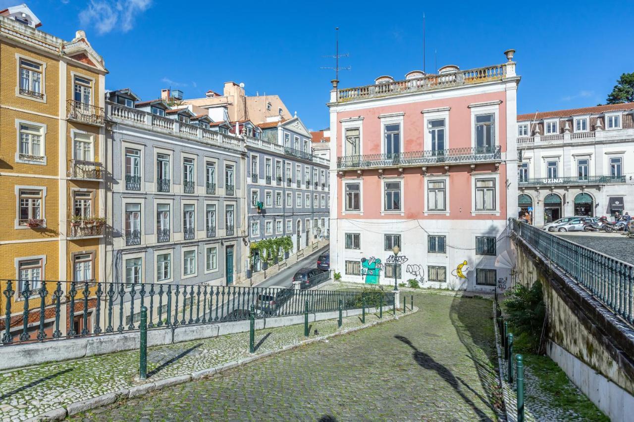 Appartamento Principe Real Charming Garden View Flat At The Heart Of Lisbona Esterno foto