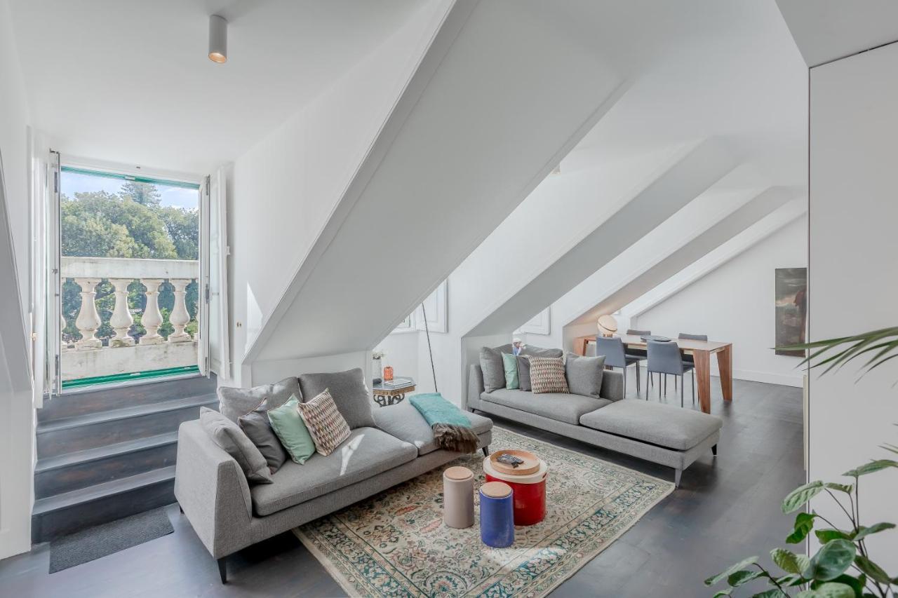 Appartamento Principe Real Charming Garden View Flat At The Heart Of Lisbona Esterno foto