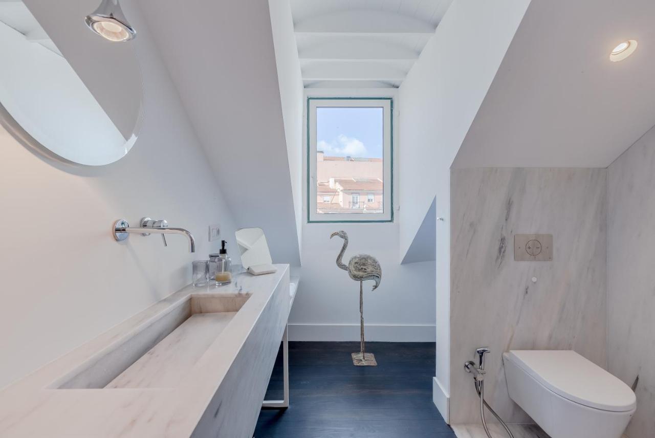 Appartamento Principe Real Charming Garden View Flat At The Heart Of Lisbona Esterno foto