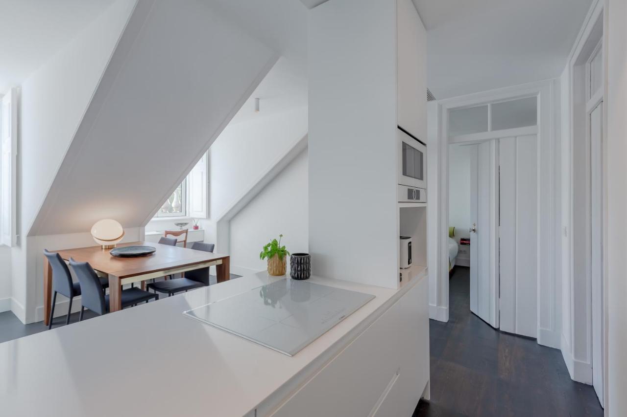 Appartamento Principe Real Charming Garden View Flat At The Heart Of Lisbona Esterno foto