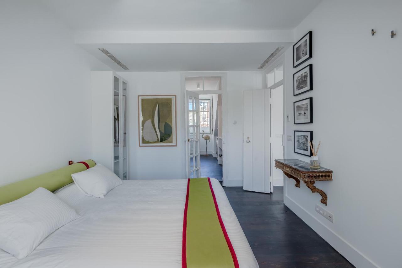 Appartamento Principe Real Charming Garden View Flat At The Heart Of Lisbona Esterno foto