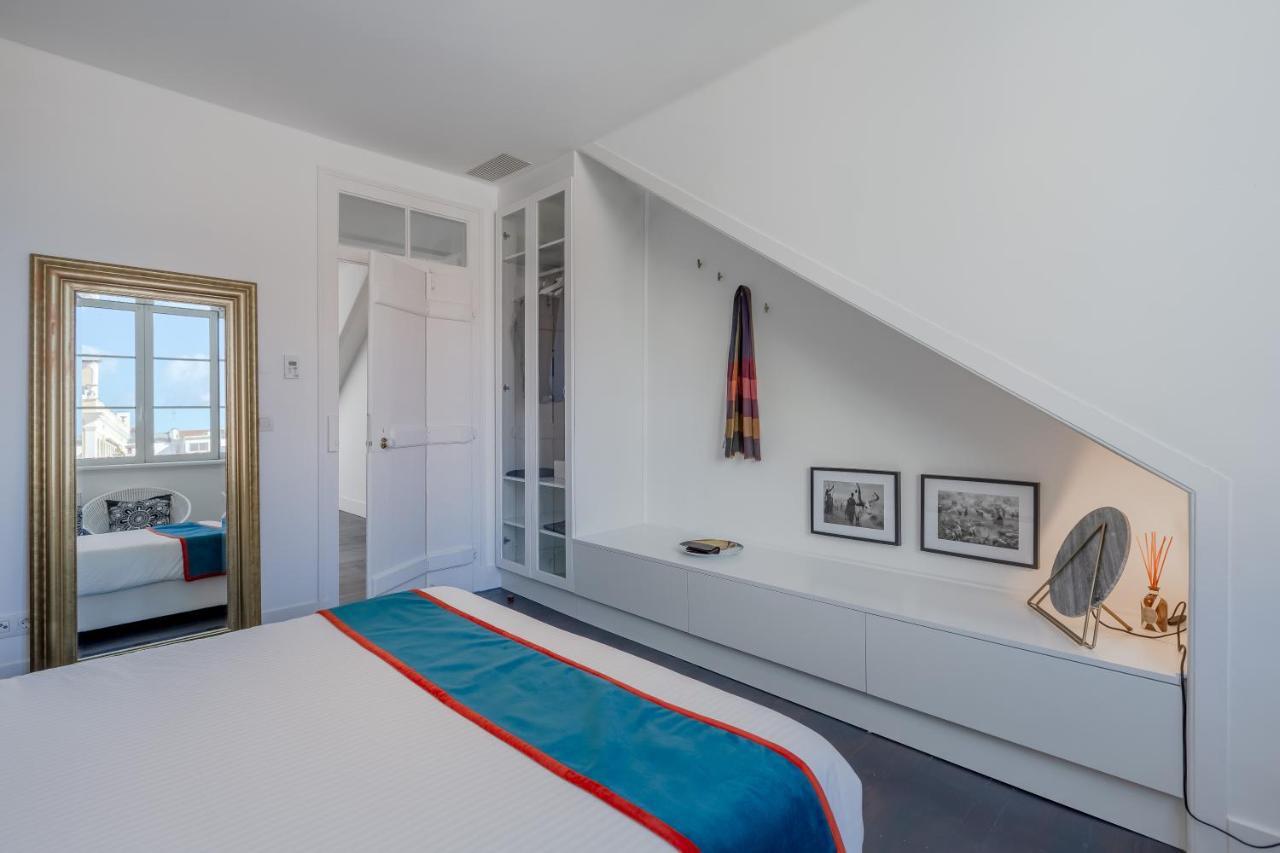 Appartamento Principe Real Charming Garden View Flat At The Heart Of Lisbona Esterno foto