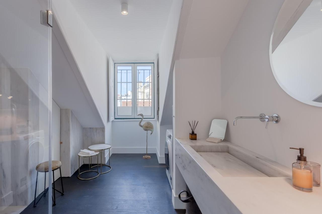 Appartamento Principe Real Charming Garden View Flat At The Heart Of Lisbona Esterno foto