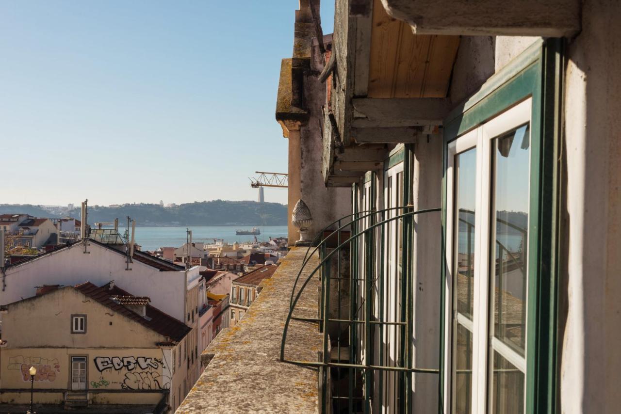 Appartamento Principe Real Charming Garden View Flat At The Heart Of Lisbona Esterno foto